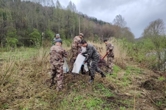 1747278325459659.jpg 筑牢安全防線 守護生命家園東北岔林場扎實開展“防災(zāi)減災(zāi)日”系列活動(2).jpg